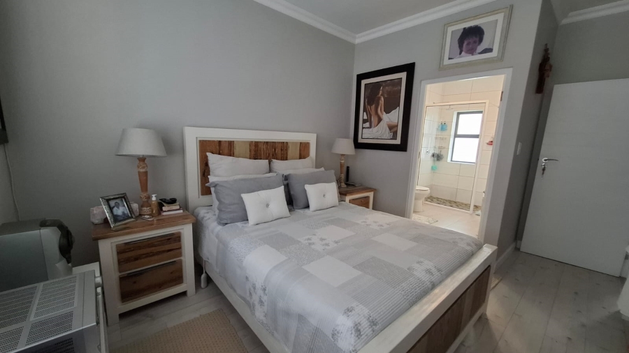 3 Bedroom Property for Sale in Witsand Western Cape